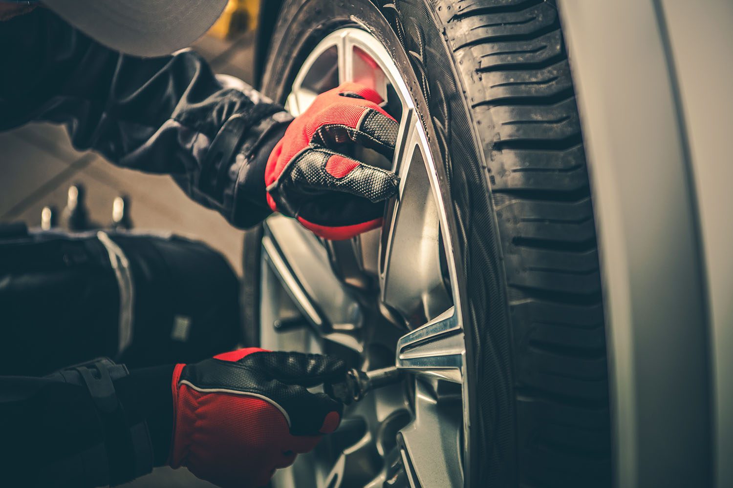 Tyre rotation and tyre maintenance service